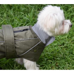 CAPA DE CHUVA VERDE FLORESTA COM FORRO REMOVÍVEL 2